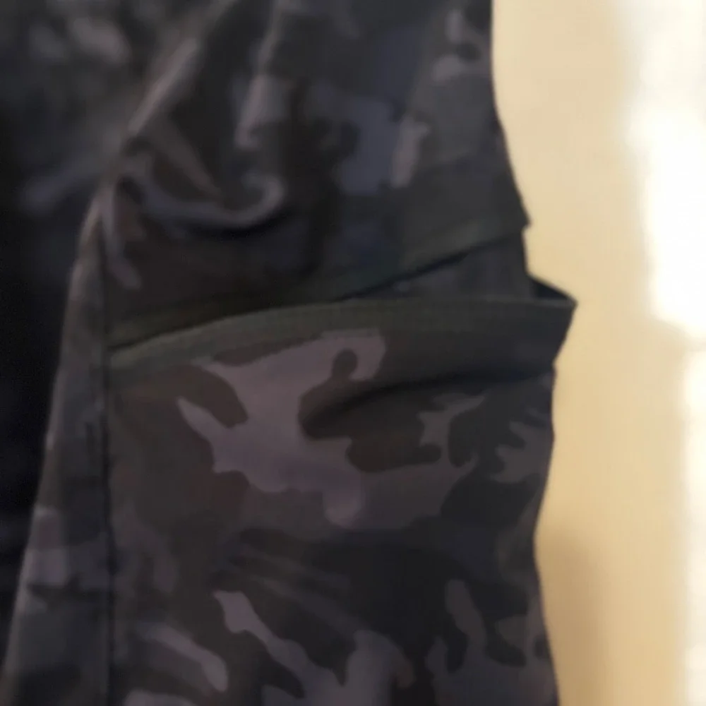 Gradual Men's Hiking Shorts XXL‎ NWT Black Camouflage Pattern Pockets